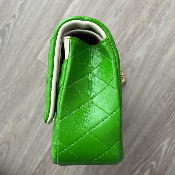 Green quilted leather bag - Picture 4 of 12